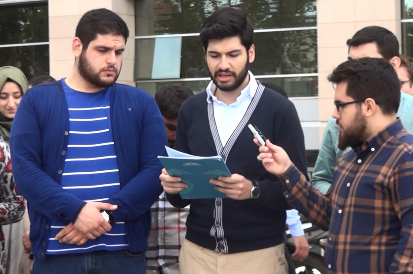 Yasin Börü için Çağlayan Adliyesi’nde basın açıklaması Yasin Börü için Çağlayan Adliyesi’nde basın açıklaması